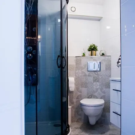 Underground Jacuzzi 4*