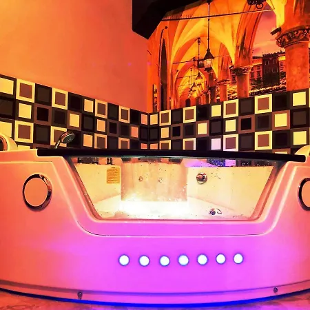 Couette-café Underground Jacuzzi *