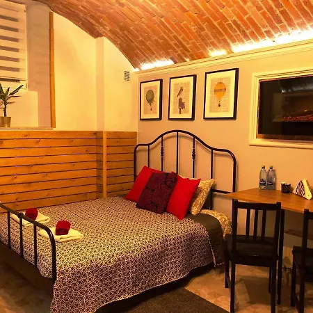 Bed & Breakfast Underground Jacuzzi Krakov