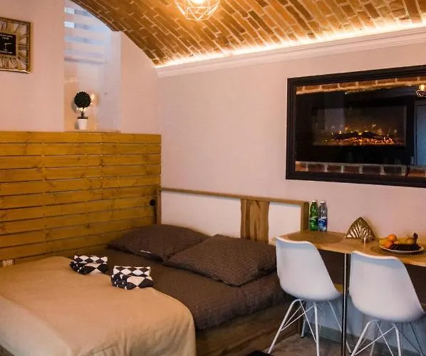 فندق مبيت وإفطار Underground Jacuzzi