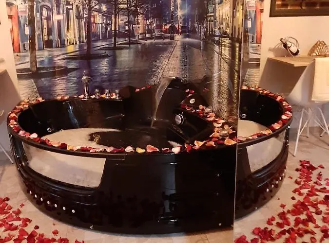 Underground Jacuzzi كراكوفيا