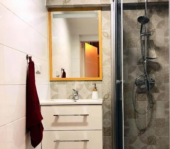 Underground Jacuzzi فندق مبيت وإفطار كراكوفيا