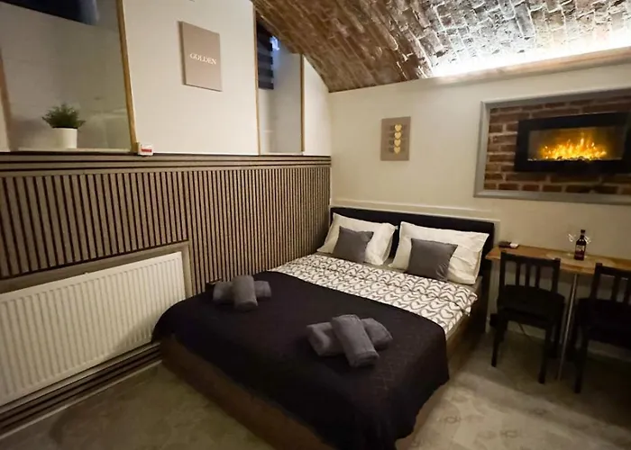 فندق مبيت وإفطار Underground Jacuzzi 4*