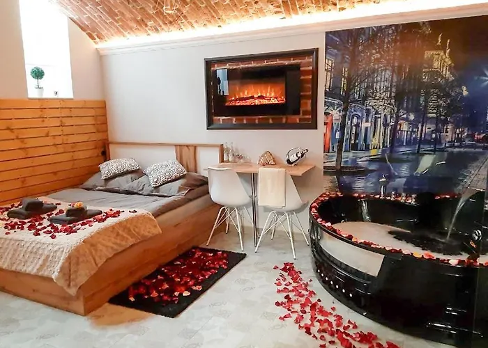 Underground Jacuzzi كراكوفيا