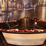 Underground Jacuzzi Frühstückspension